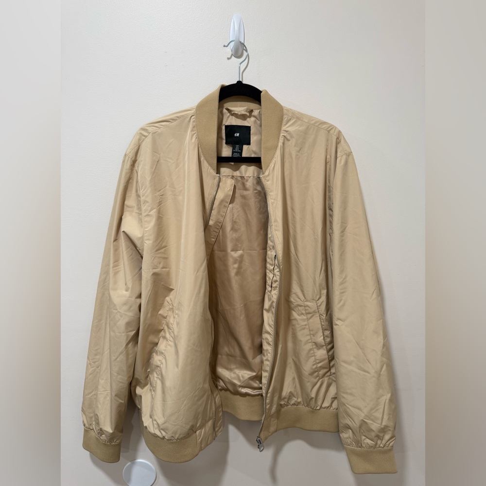 H&M Men's Beige Bomber Jacket